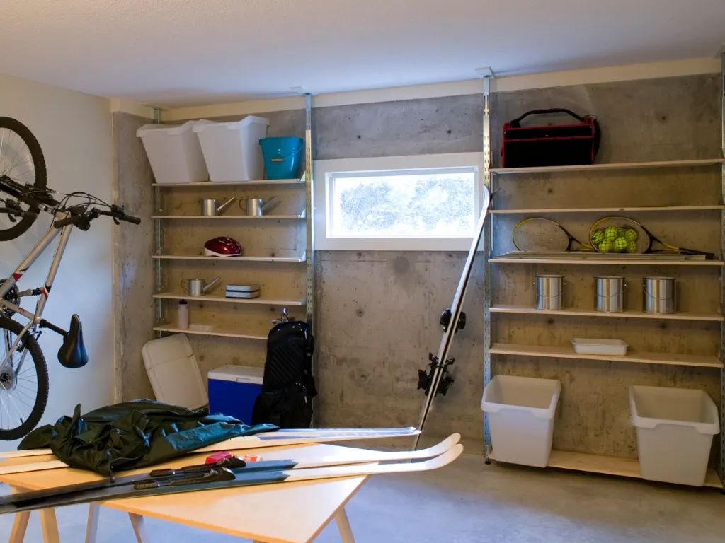 shelving units in garage organization