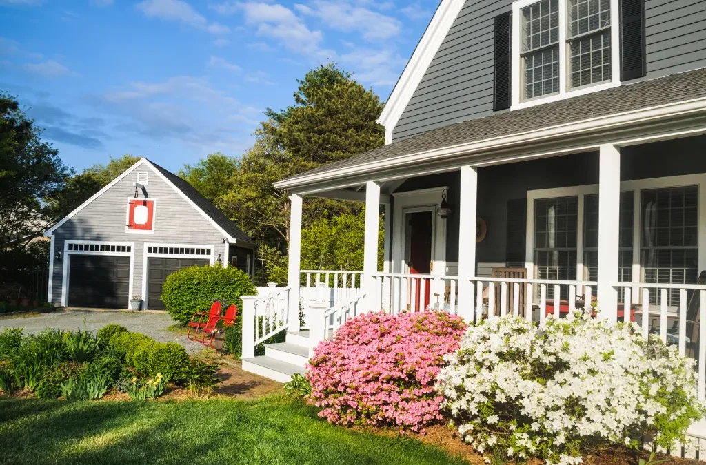 spring yard cleanup featured image